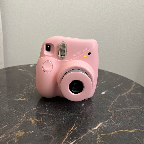 Fujifilm Instax Mini 12 Instant Film Camera (Blossom Pink) - Picture 5 of 10